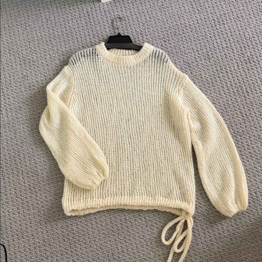 Zara Cream Crewneck Tie-Hem Knit Sweater